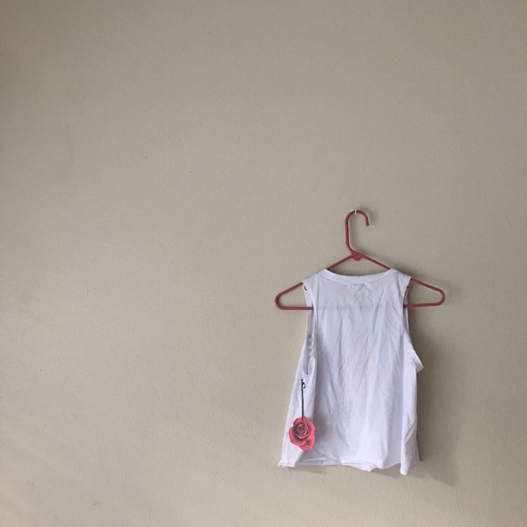 NO BAD VIBES CROP TOP - Picture 4 of 7